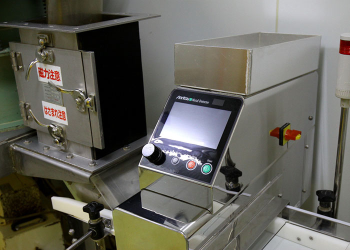 マグネット、金属探知機